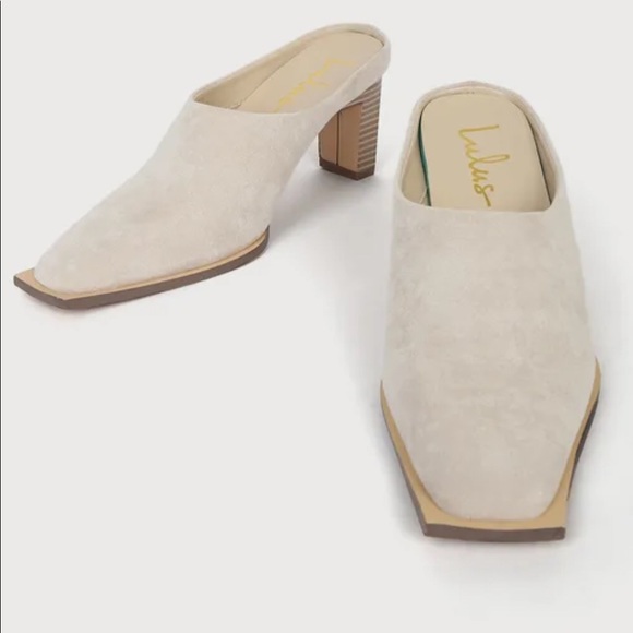 ✨NIB✨Lulu’s Ivory Suede Square Toe Mules - Picture 2 of 11
